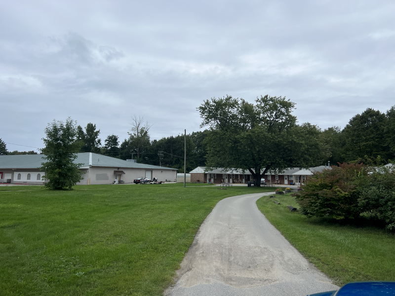 Lakeshore Motel and Apartments - Sept 10Th 2023 (newer photo)